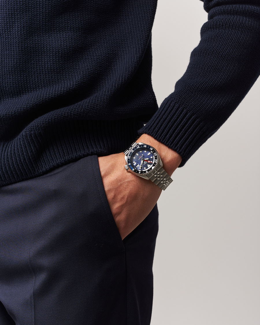 Mies | Seiko 5 Sports Automatic GMT Diver Steel 42mm Blue Dial | Seiko | 5 Sports Automatic GMT Diver Steel 42mm Blue Dial
