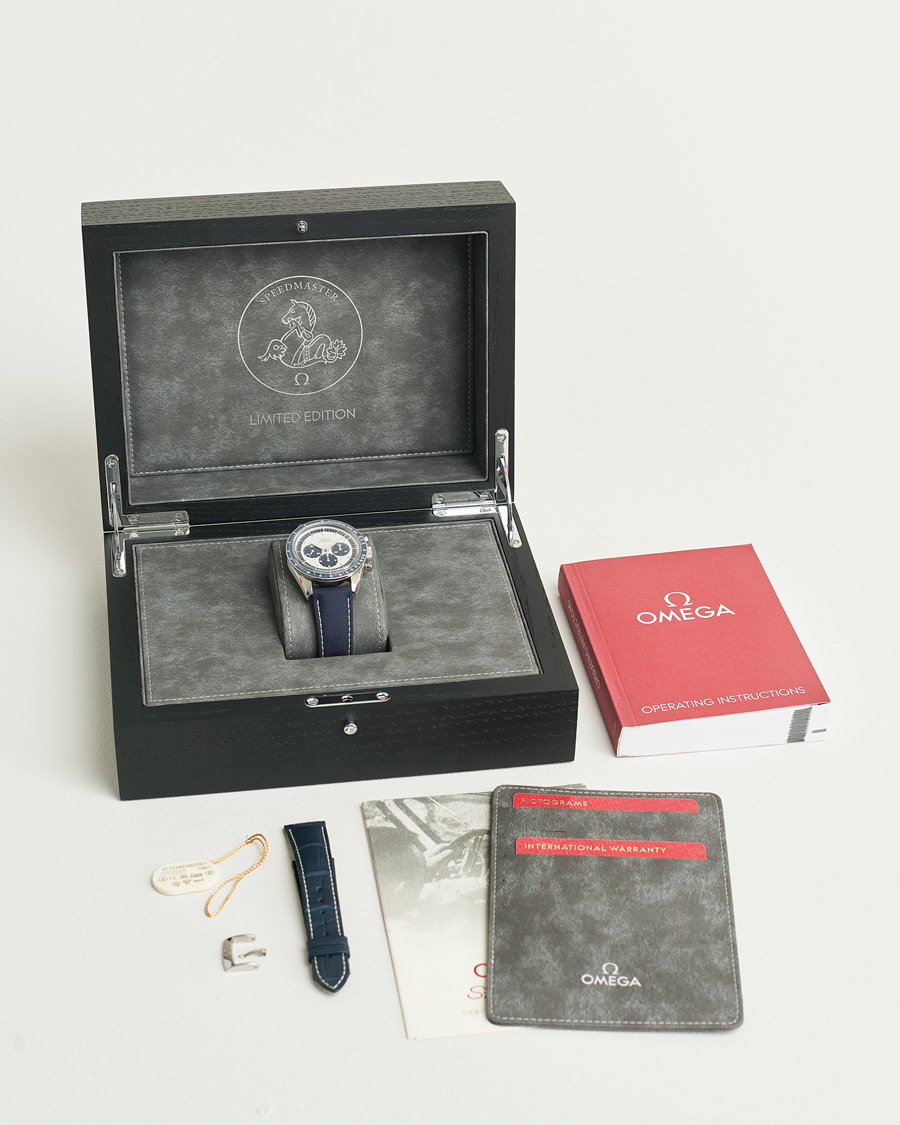 Mies | Omega Pre-Owned Speedmaster Professional Moonwatch | Omega Pre-Owned | Speedmaster Professional Moonwatch