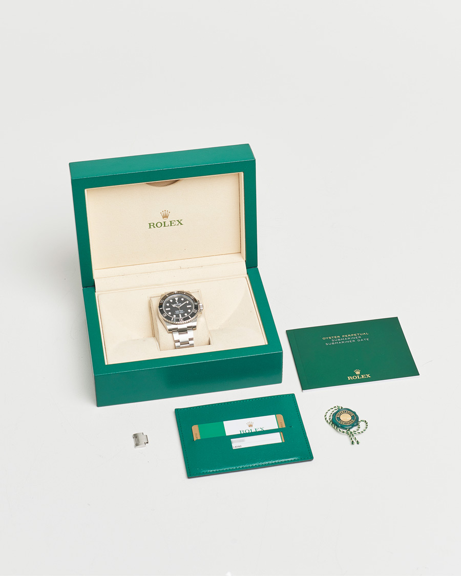 Mies | Pre-Owned & Vintage Watches | Rolex Pre-Owned | Submariner 114060 Oyster Perpetual