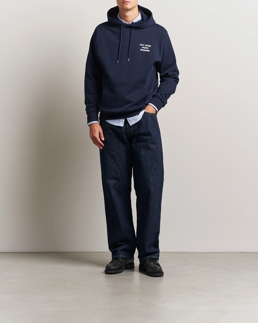 Mies | Puserot | Drôle de Monsieur | Slogan Hoodie Navy