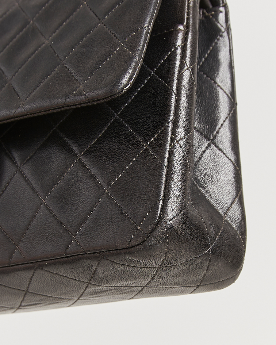 Mies | Chanel Pre-Owned Classic Double Flap Medium Lambskin Black | Chanel Pre-Owned | Classic Double Flap Medium Lambskin Black