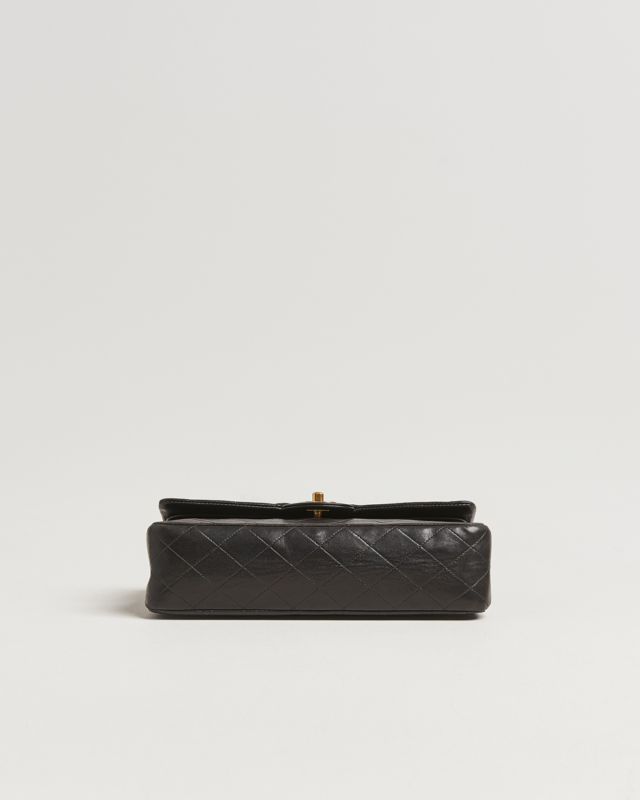 Mies | Chanel Pre-Owned Classic Double Flap Medium Lambskin Black | Chanel Pre-Owned | Classic Double Flap Medium Lambskin Black