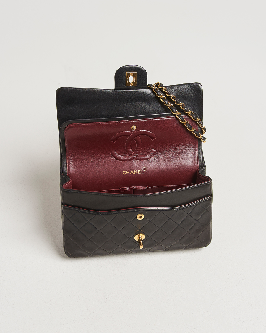 Mies | Chanel Pre-Owned Classic Double Flap Medium Lambskin Black | Chanel Pre-Owned | Classic Double Flap Medium Lambskin Black