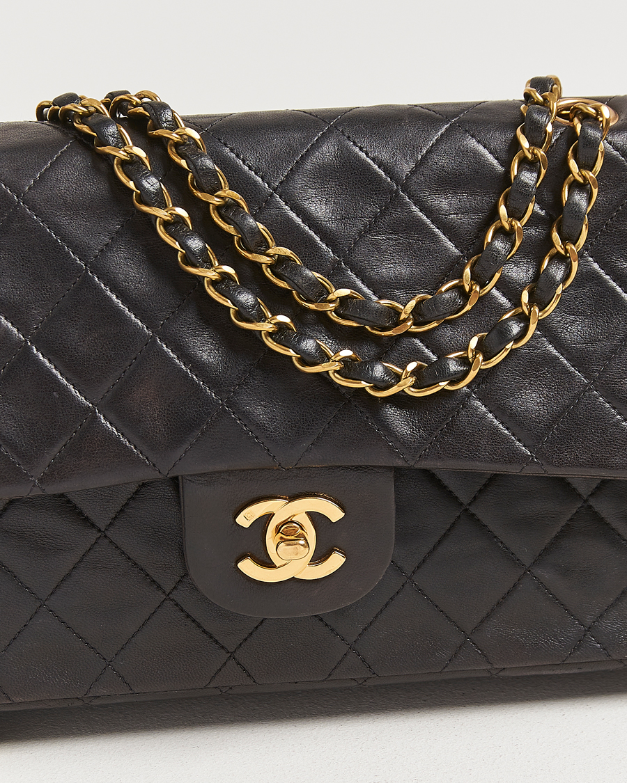 Mies | Chanel Pre-Owned Classic Double Flap Medium Lambskin Black | Chanel Pre-Owned | Classic Double Flap Medium Lambskin Black