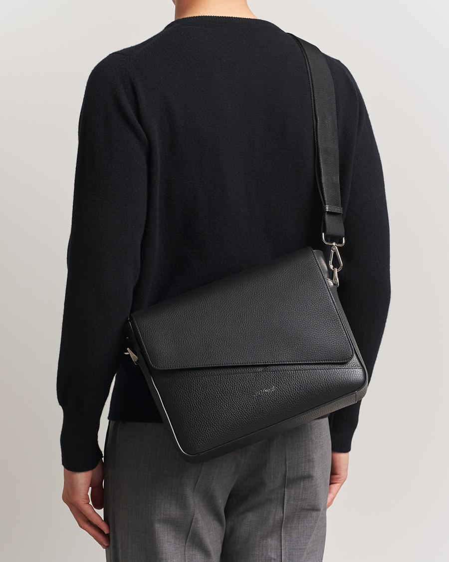Mies | Laukut | S.T. Dupont | Neo Capsule Messenger Bag Black Grained
