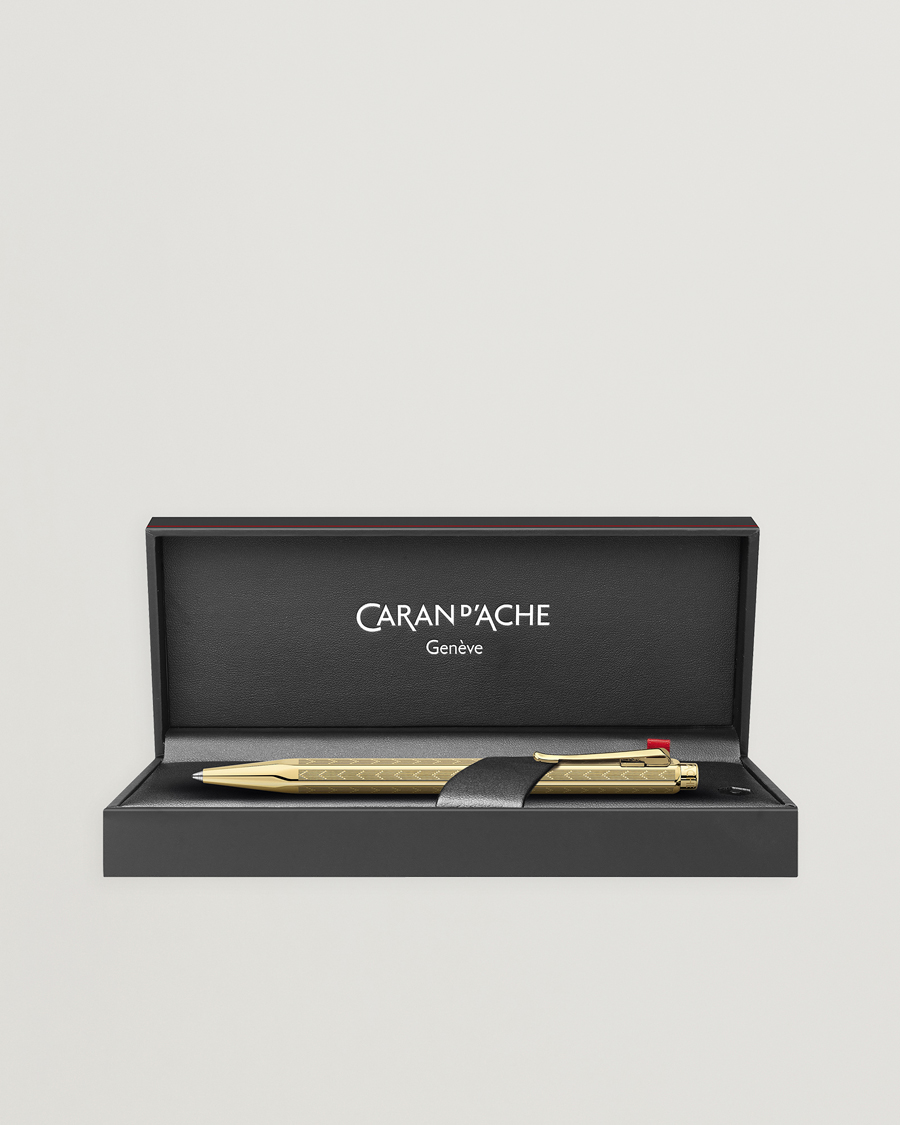 Mies | Kynät | Caran d'Ache | Caran d' Ache Ecridor Chevron Ballpoint Pen Gilded