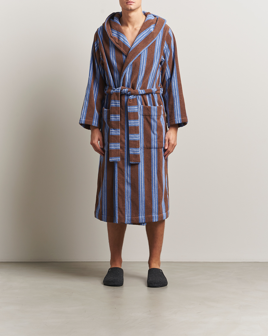 Mies | Yöpuvut ja kylpytakit | Tekla | Organic Terry Hooded Bathrobe Chestnut Stripes