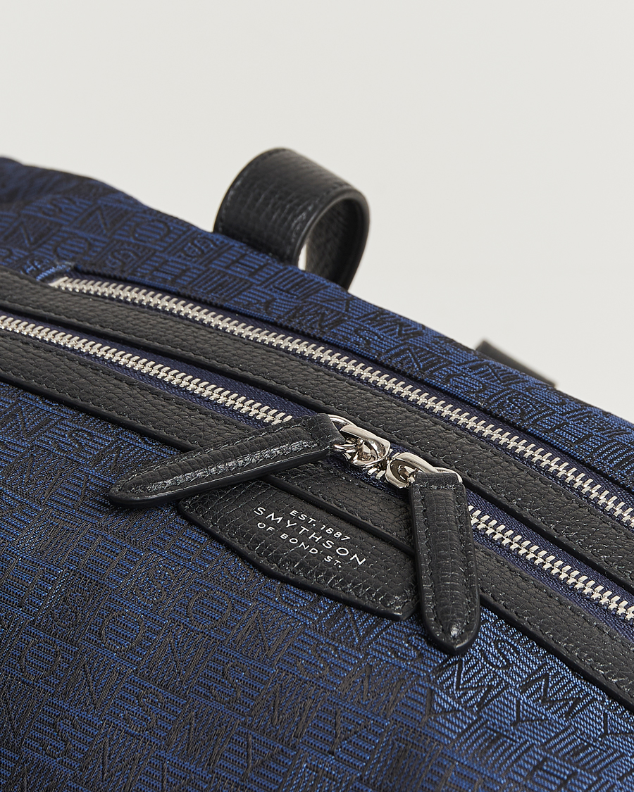 Mies | Laukut | Smythson | Canvas Stamp Travel Bag Navy