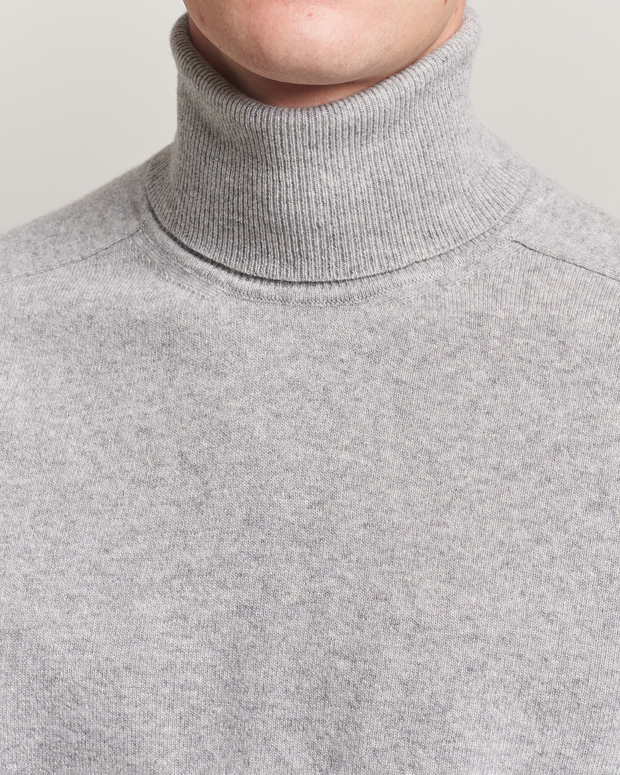 Mies | Puserot | Altea | Wool/Cashmere Rollneck Light Grey