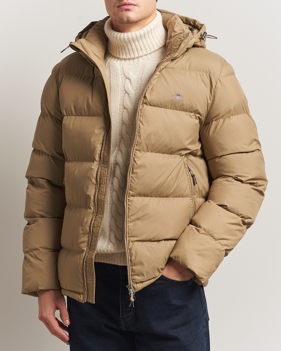 Mies | Takit | Gant | The Active Cloud Down Jacket Light Taupe