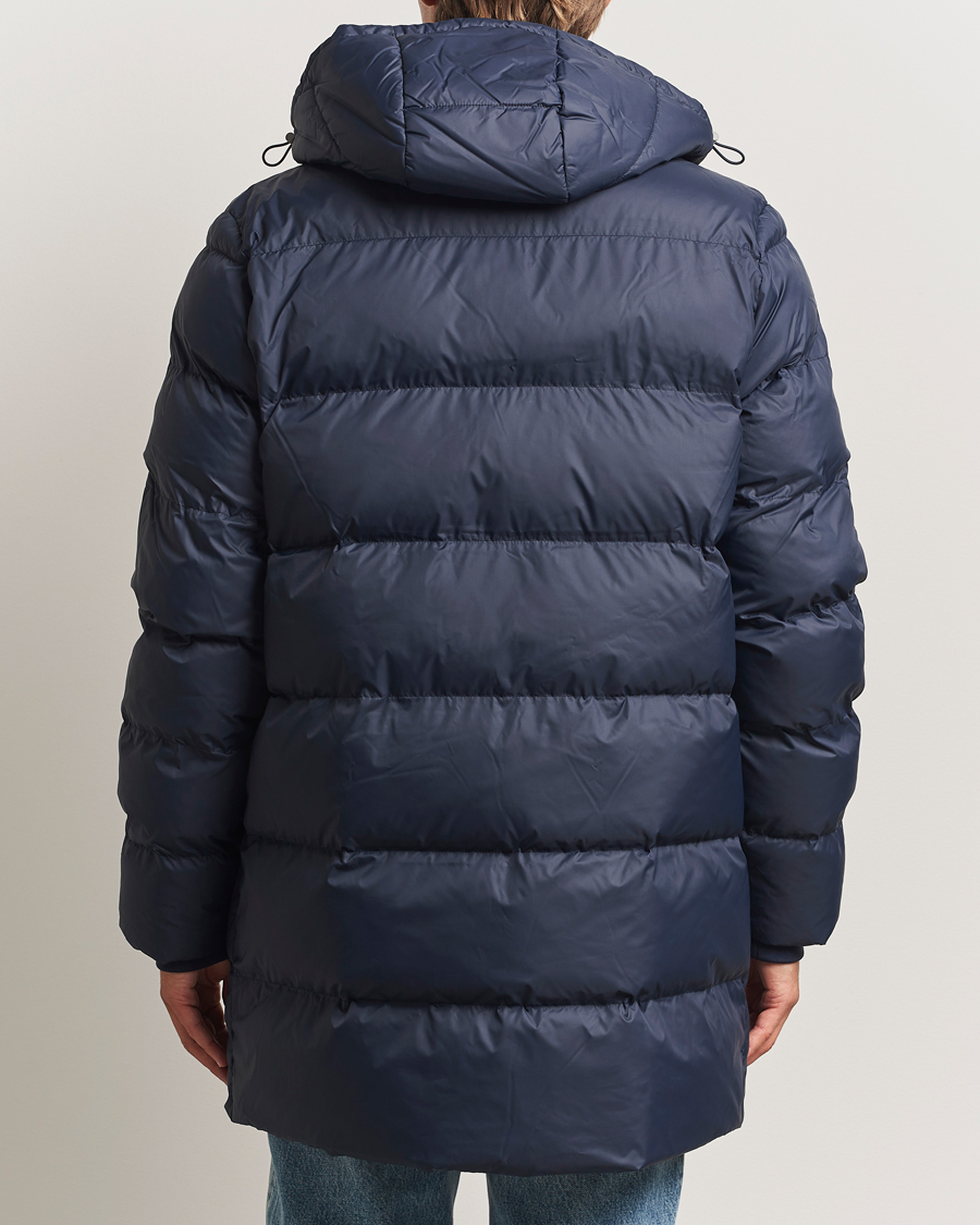 Mies | Takit | GANT | The Active Cloud Mid Length Jacket Evening Blue