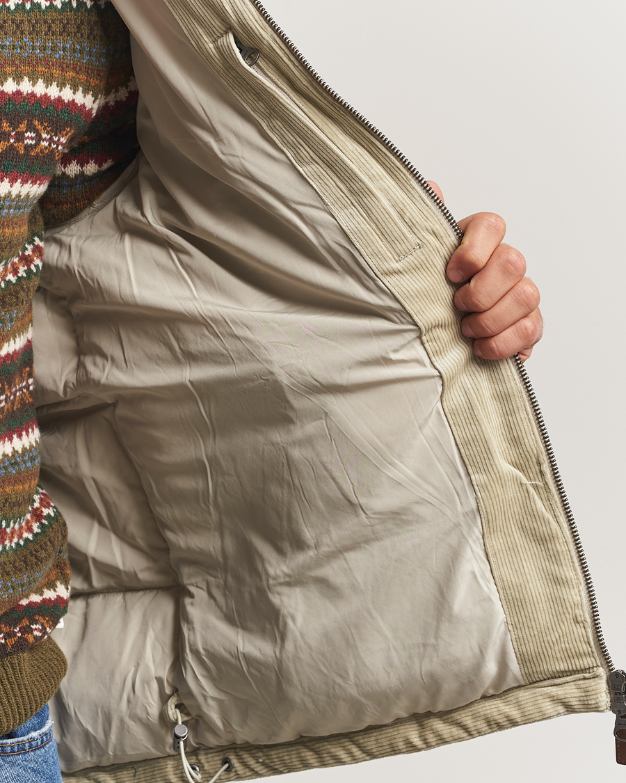 Mies | Takit | GANT | Corduroy Down Puffer Jacker Greige