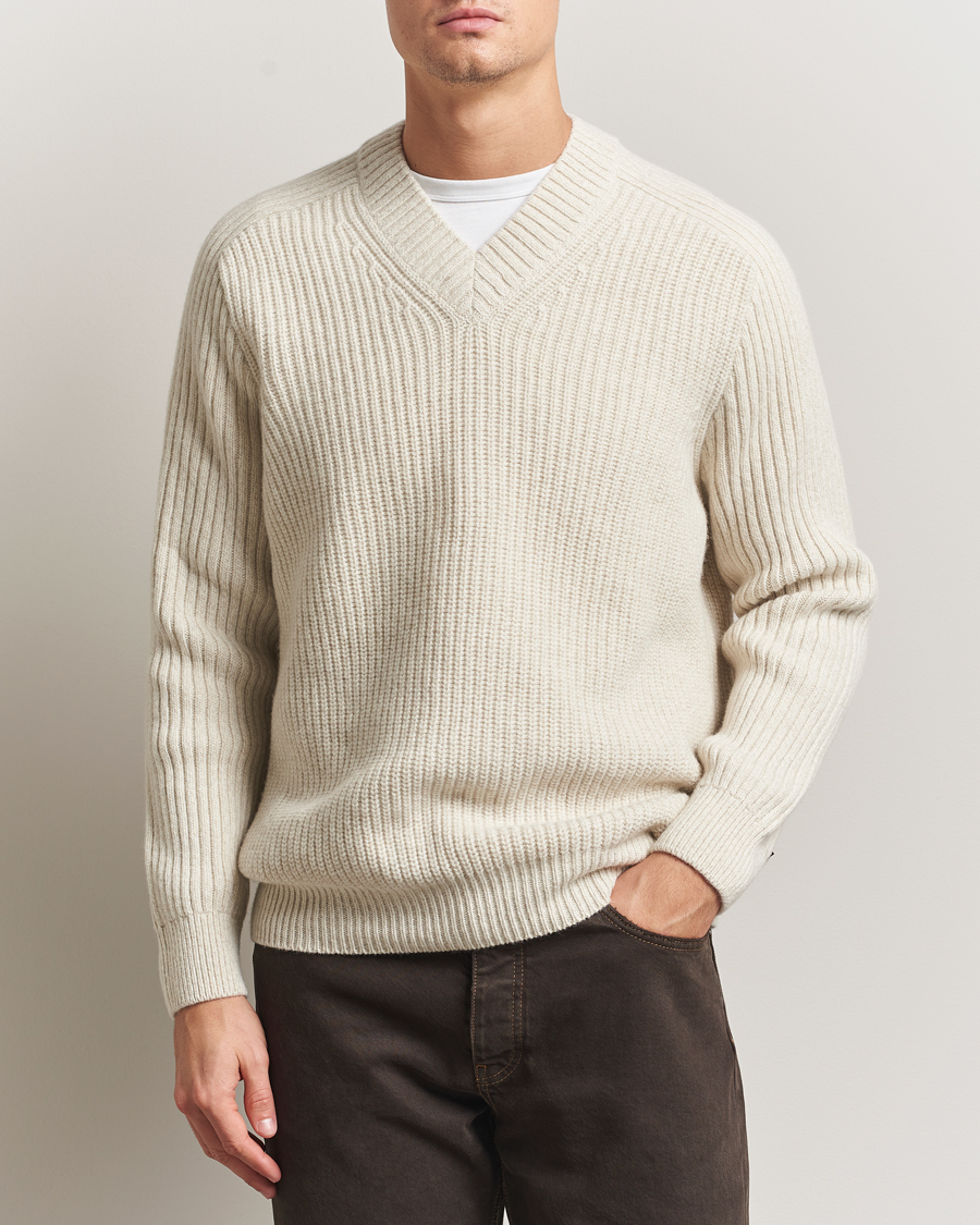 Mies | Puserot | BOSS ORANGE | Karinet Ribbed Wool Knitted V-Neck Light Beige