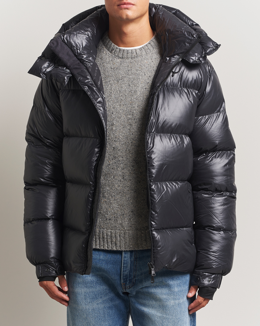 Mies | Takit | J.Lindeberg | Creek Down Hooded Jacket Black