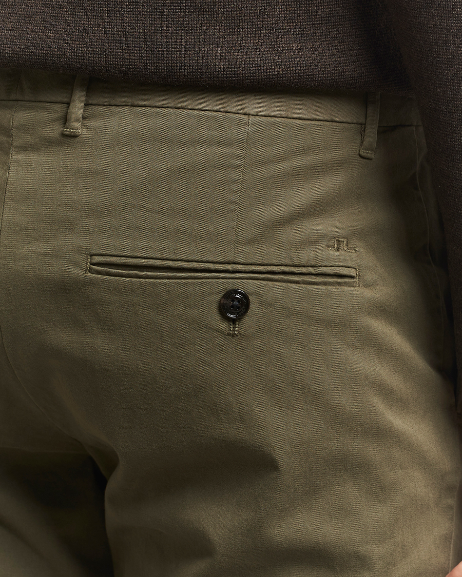 Mies | Housut | J.Lindeberg | Ched Cotton Stretch Chinos Forest Green
