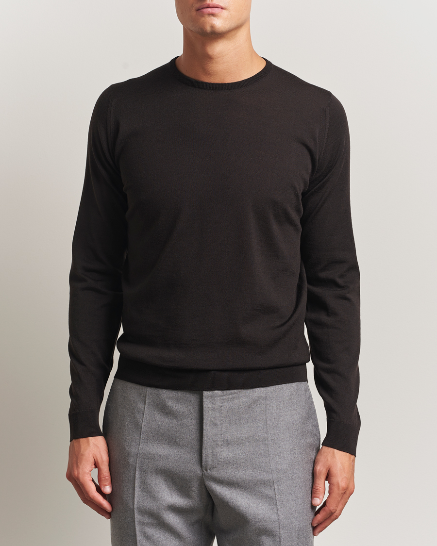Mies | Puserot | John Smedley | Lundy Extra Fine Merino Crew Neck Faulkner Brown