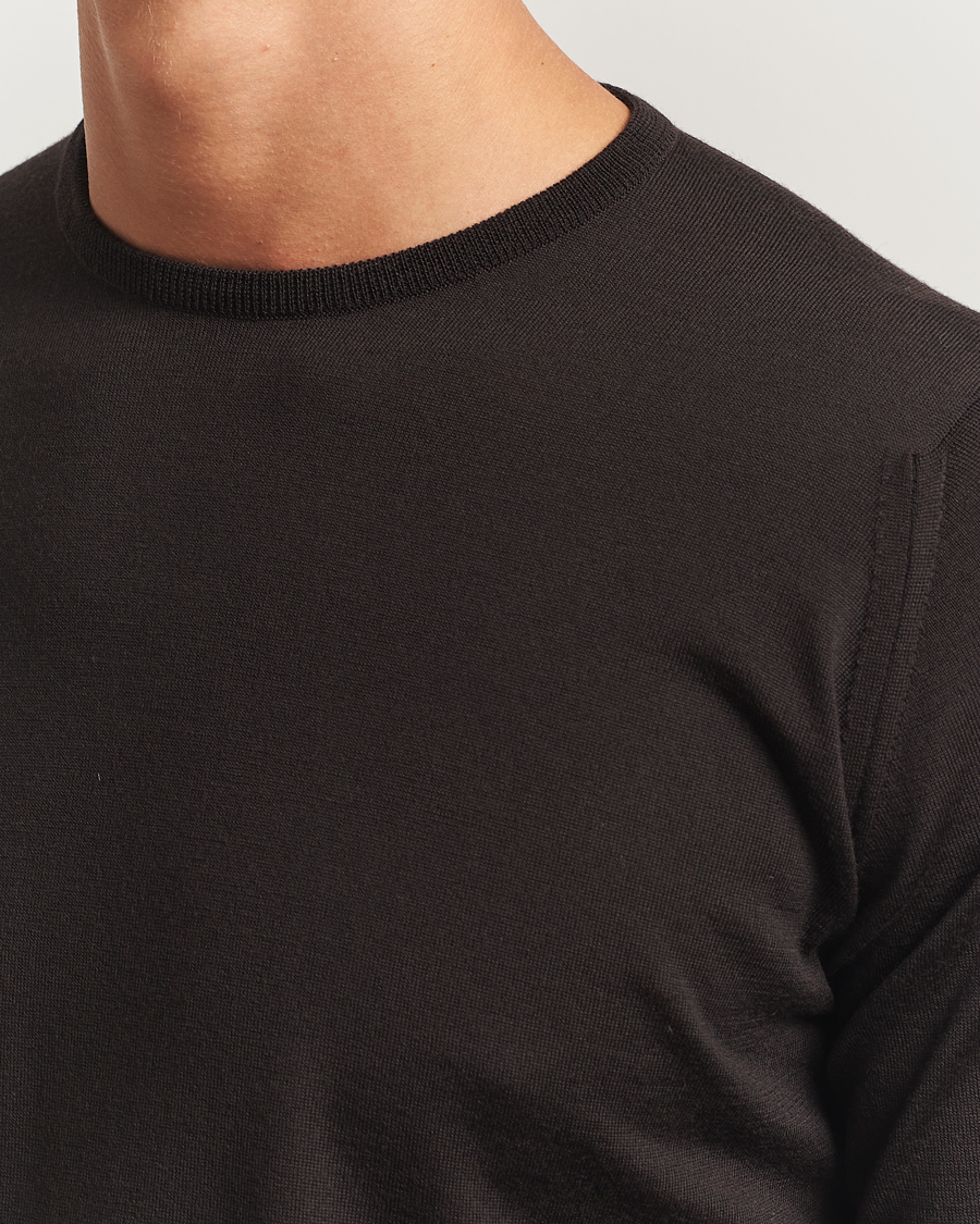 Mies | Puserot | John Smedley | Lundy Extra Fine Merino Crew Neck Faulkner Brown