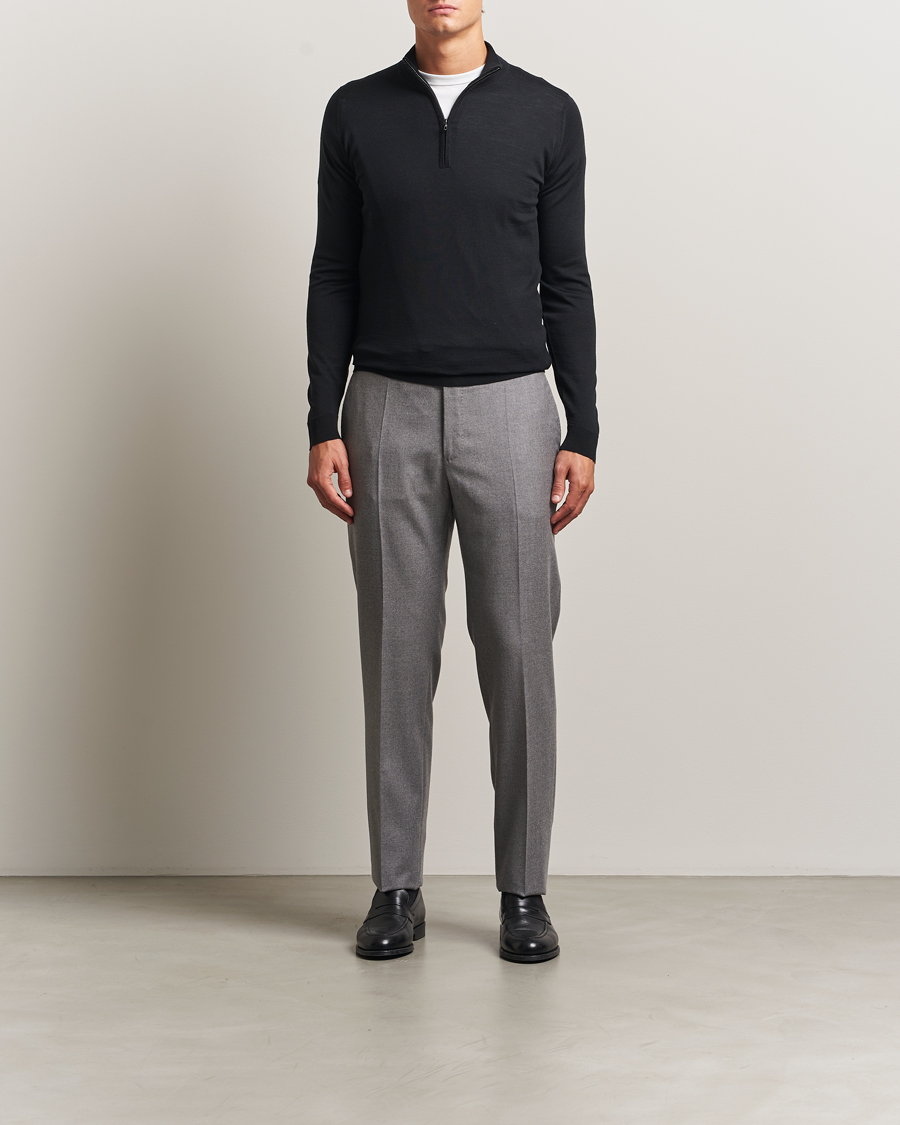 Mies | Puserot | John Smedley | Barrow Extra Fine Merino Half Zip Black