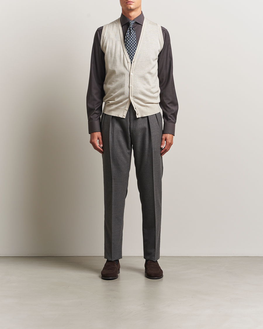 Mies | Puserot | John Smedley | Huntswood Slim Fit Waistcoat Grey Fleece
