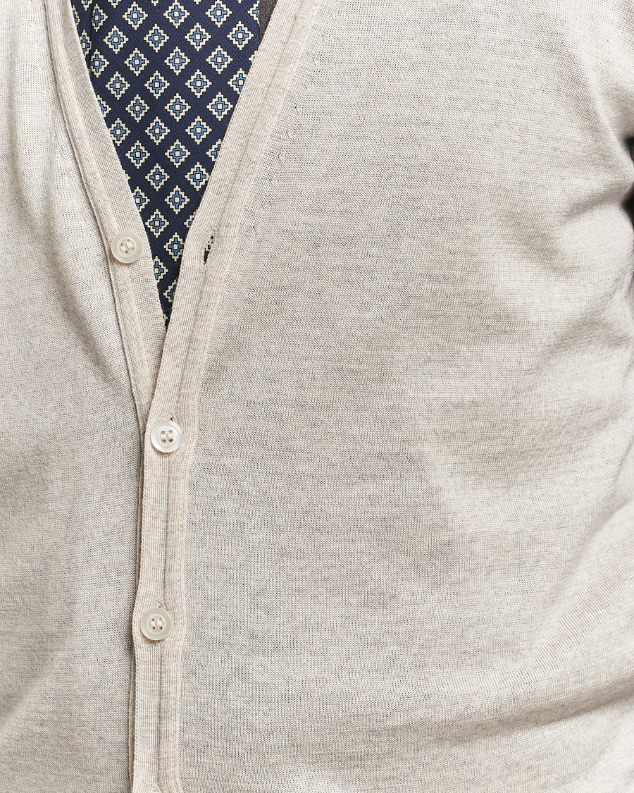 Mies | Puserot | John Smedley | Huntswood Slim Fit Waistcoat Grey Fleece