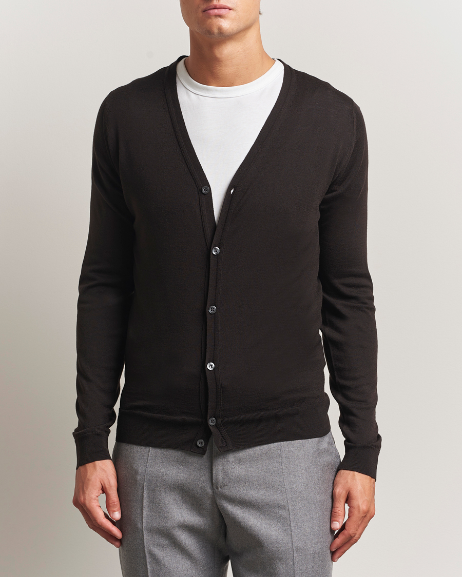 Mies | Puserot | John Smedley | Petworth Extra Fine Merino Cardigan Faulkner Brown