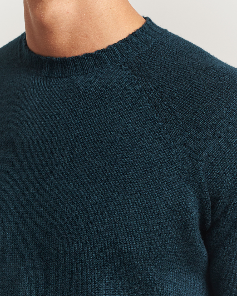 Mies | Puserot | John Smedley | Denver Extra Fine Merino Crew Neck Richardson Green