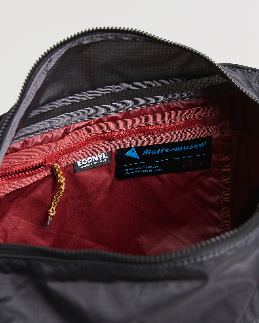 Mies | Laukut | Klättermusen | Gand Bag 23L Raven