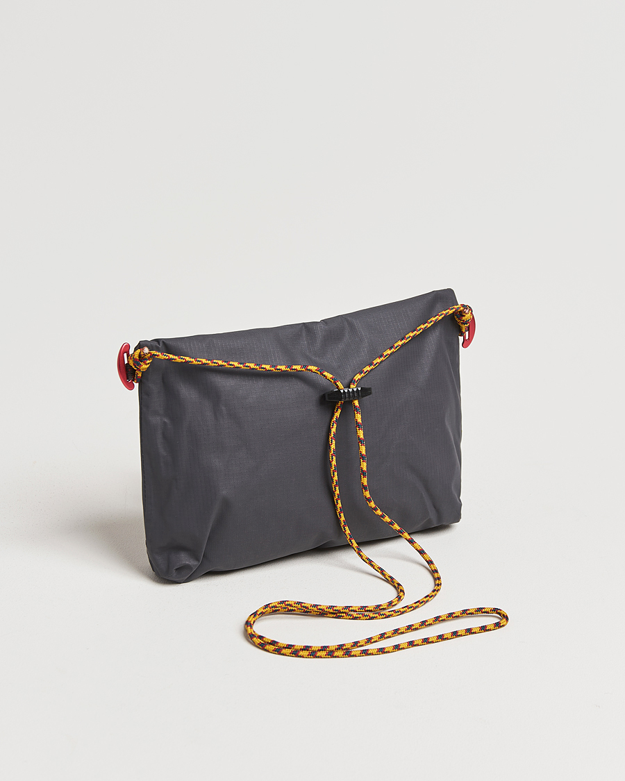Mies | Laukut | Klättermusen | Hrid WP 3L Accessory Bag Raven