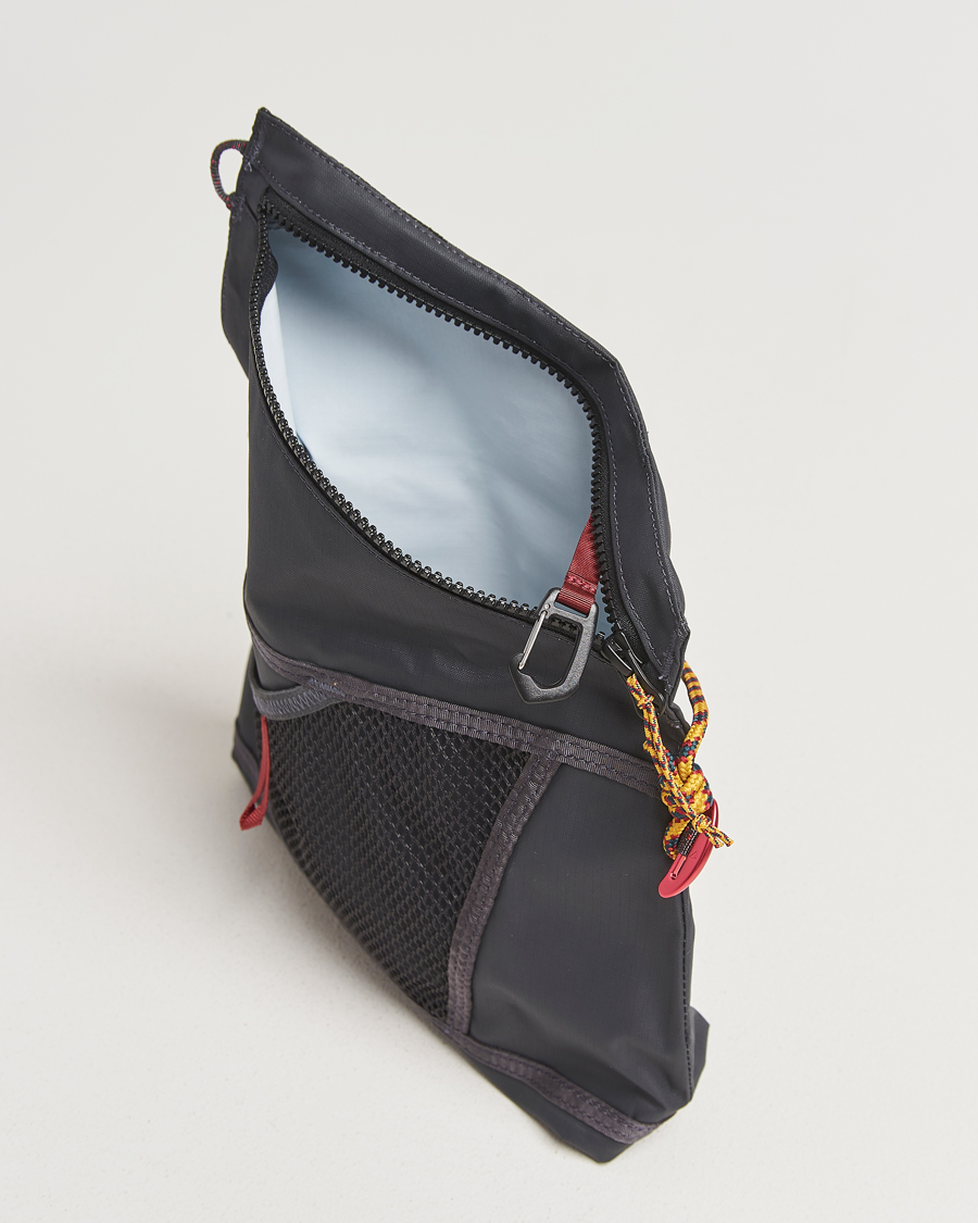 Mies | Laukut | Klättermusen | Hrid WP 3L Accessory Bag Raven