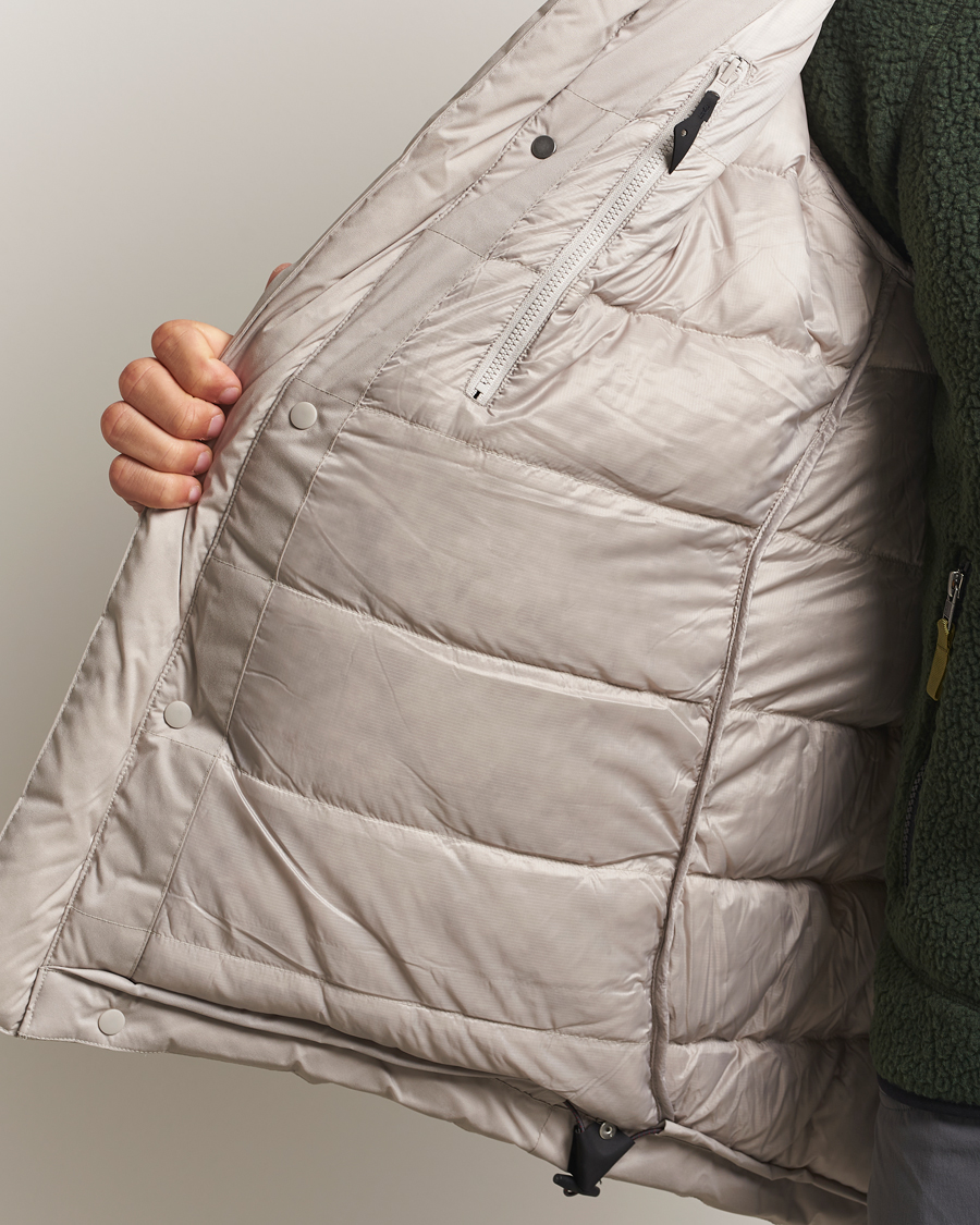 Mies | Takit | Klättermusen | Bore 3.0 Padded Jacket Dove Grey