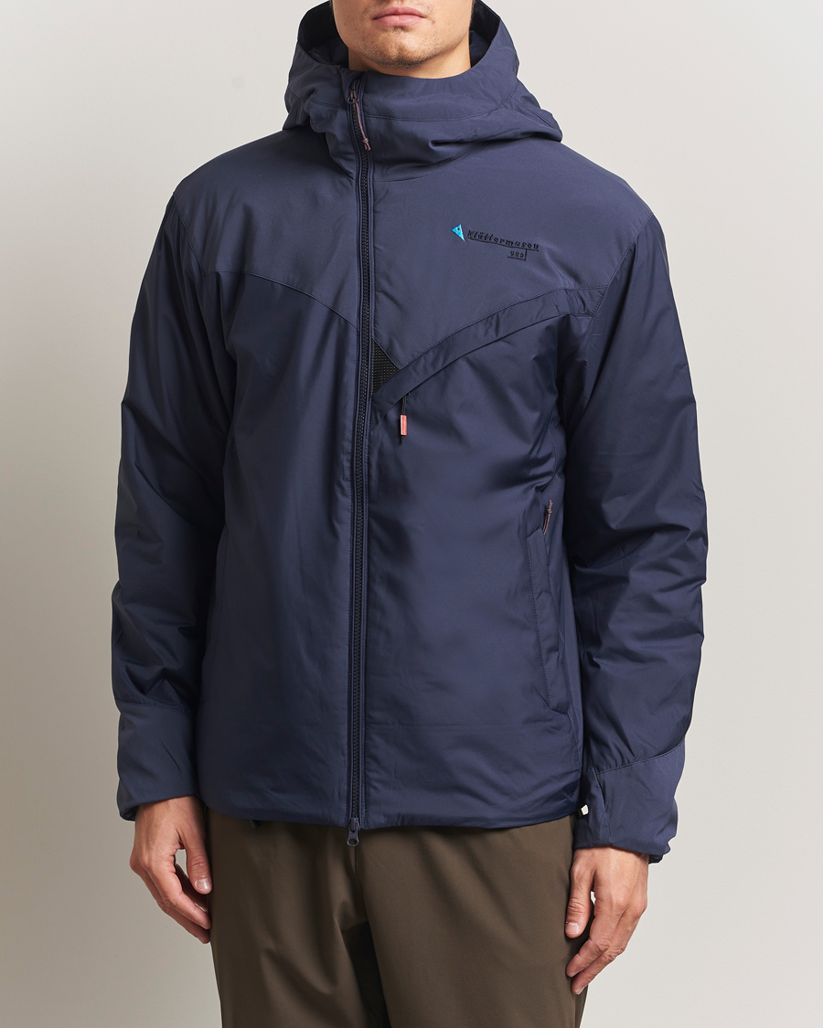 Mies | Takit | Klättermusen | Urd Hood Jacket Dark Hights
