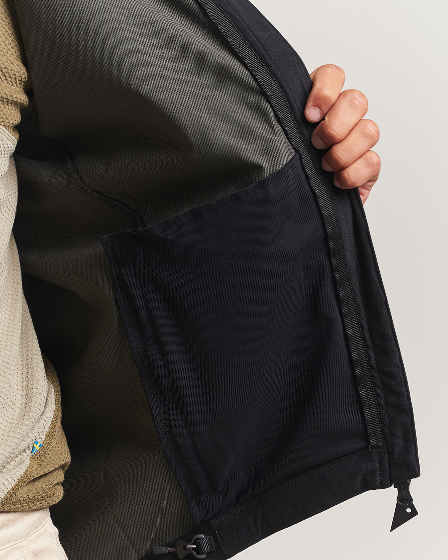 Mies | Takit | Klättermusen | Mithril Stretch Jacket Black