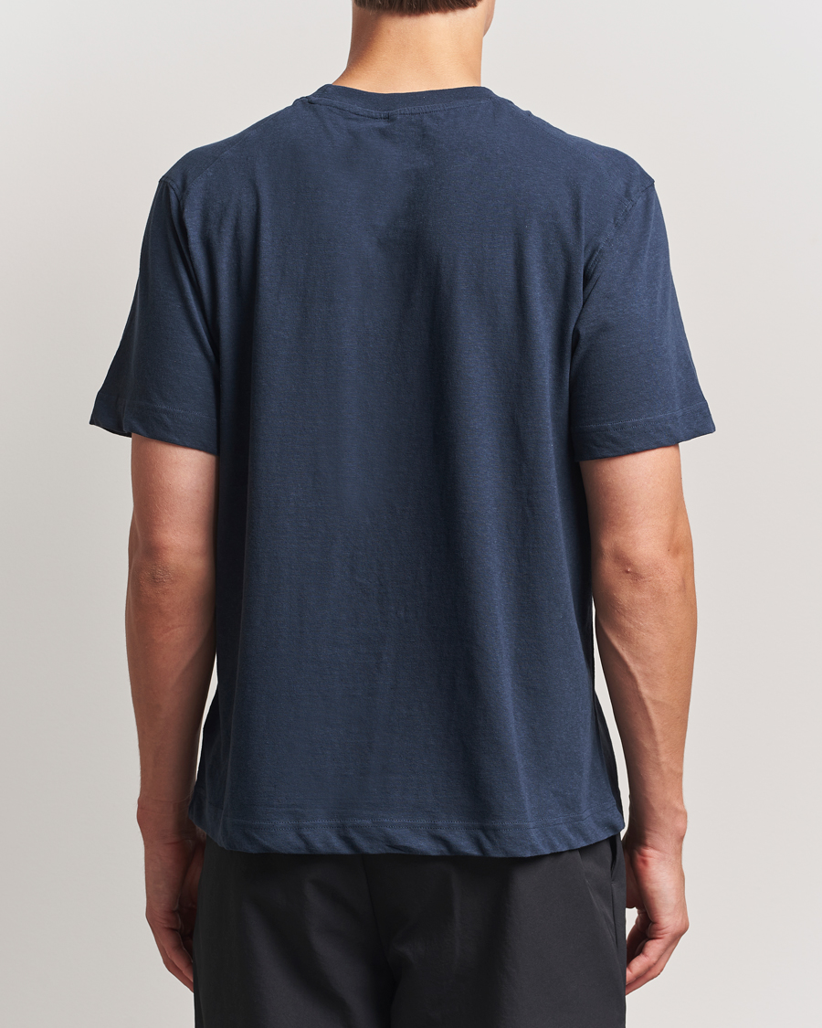 Mies | T-paidat | Sail Racing | Tornado Crew Neck T-Shirt Navy