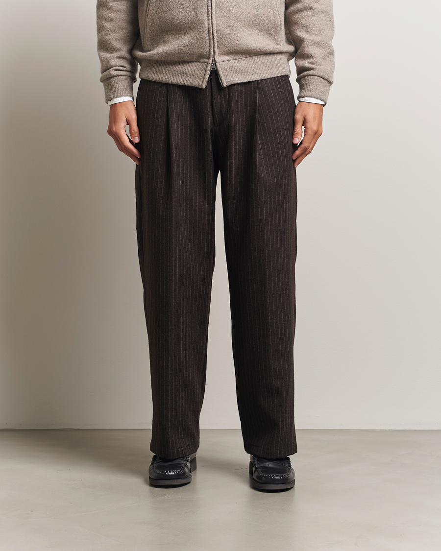 Mies | Housut | NN07 | Kay Wool Pleated Pinstriped Trousers Brown