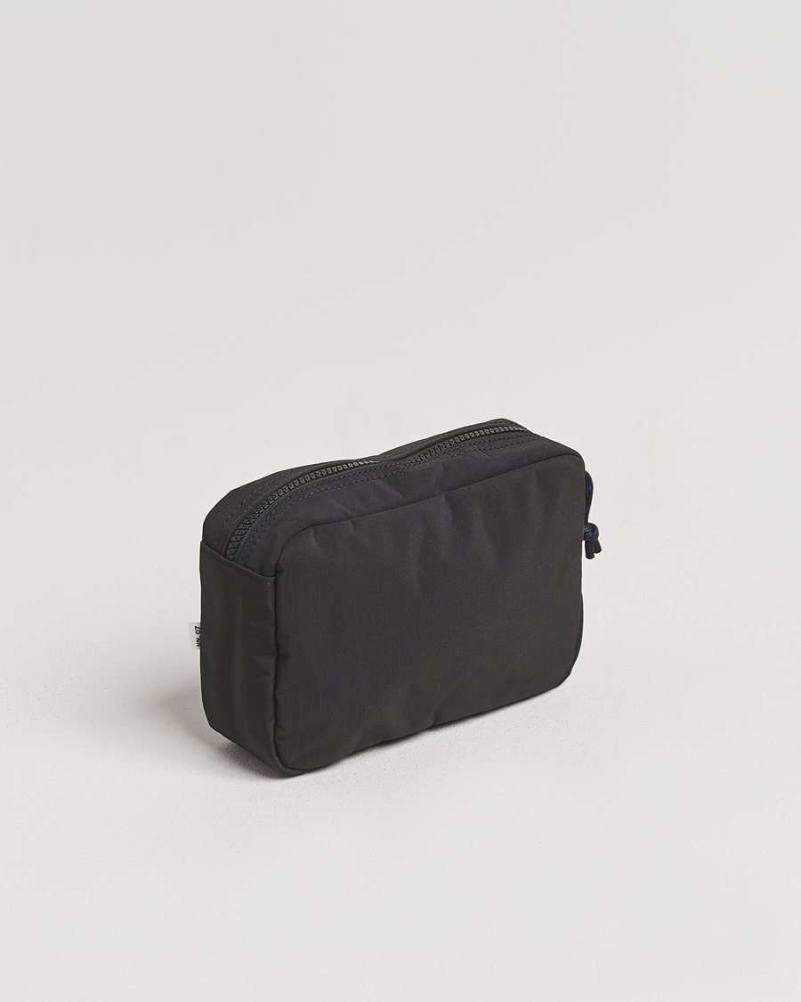 Mies | Laukut | NN07 | Nylon Ripstop Washbag Black