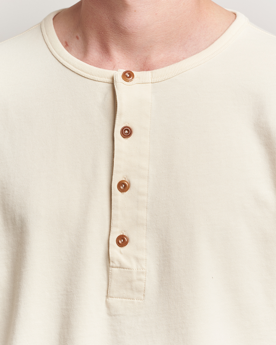 Mies | Puserot | Nudie Jeans | Long Sleeved Henley Ecru