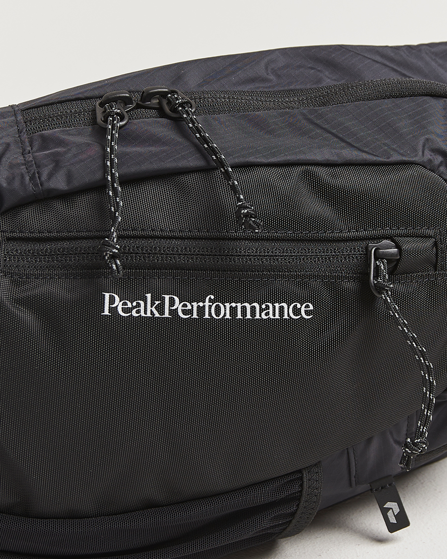 Mies | Laukut | Peak Performance | Peak PerformanceOutdoor Sling BagBlack