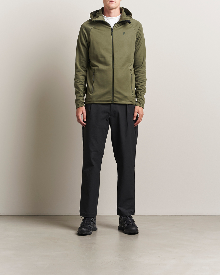 Mies | Puserot | Peak Performance | Rider Full Zip Hoodie Pine Needle