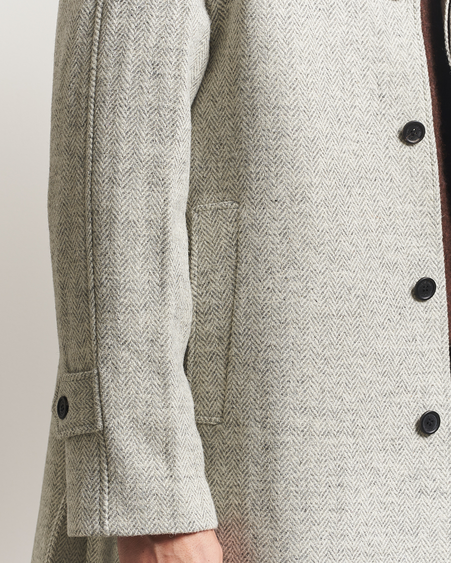 Mies | Takit | Walker Slater | Watson Harris Tweed Herringbone Coat Light Grey
