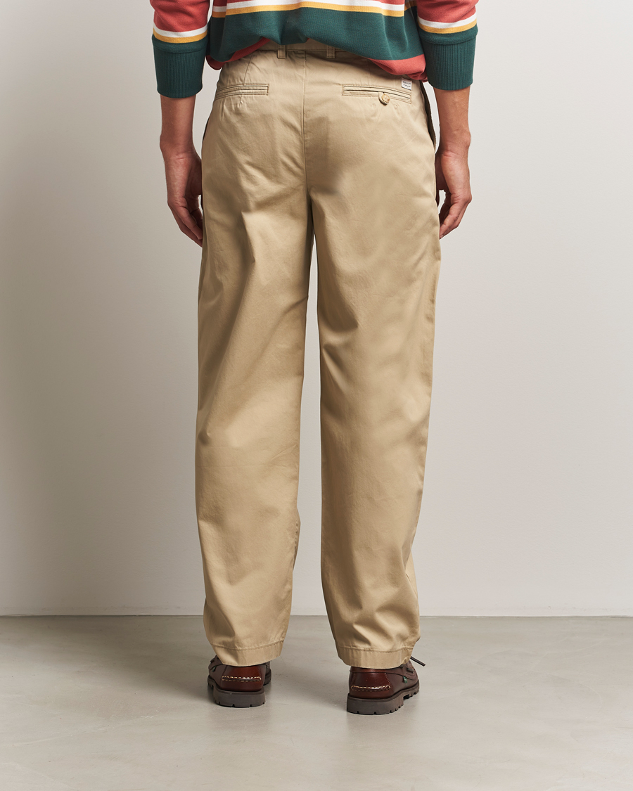Mies | Housut | GANT 240 Mulberry Street | Relaxed Fit Cotton Twill Chinos Woody Beige