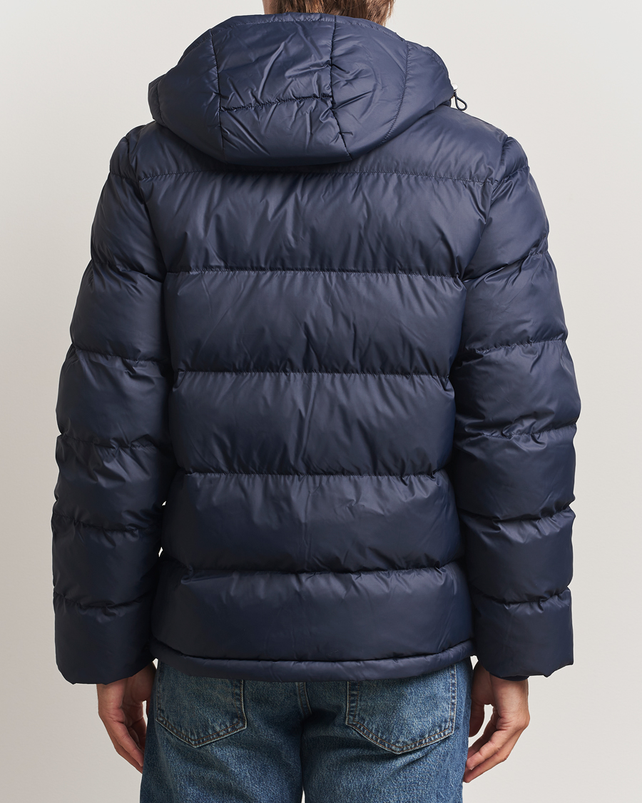 Mies | Takit | Gant | The Active Cloud Down Jacket Evening Blue