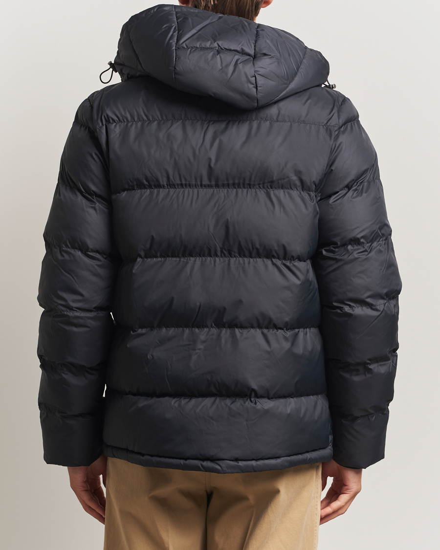 Mies | Takit | Gant | The Active Cloud Down Jacket Black