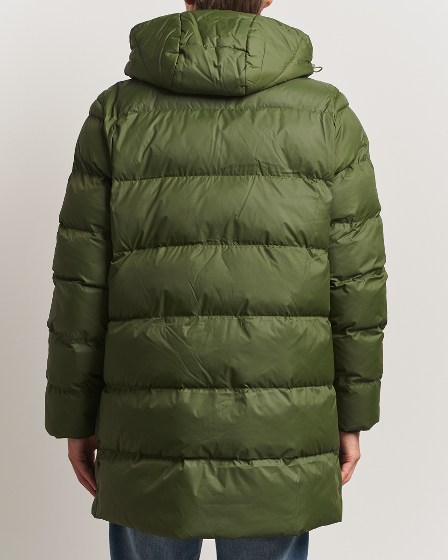 Mies | Takit | GANT | The Active Cloud Mid Length Jacket Country Green