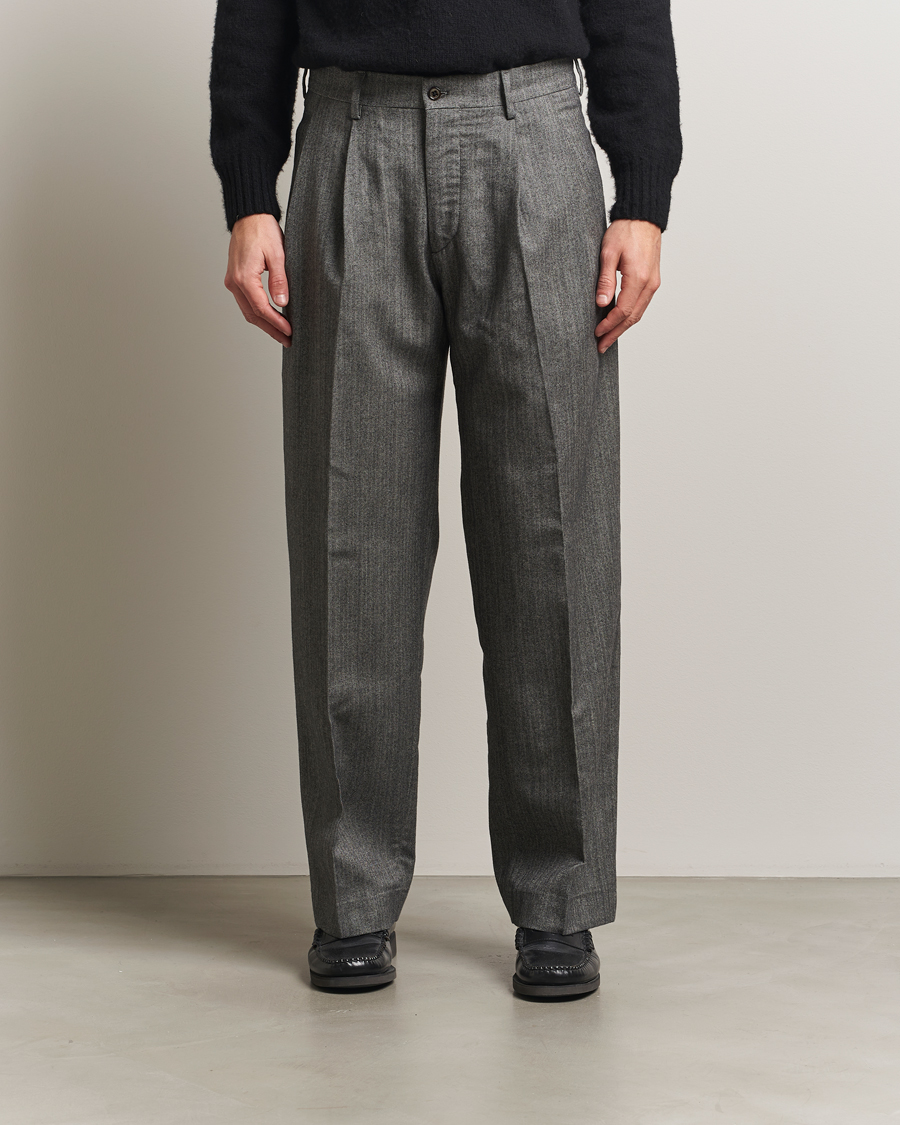 Mies | Housut | NN07 | Justin Double Pleated Herringbone Trousers Grey