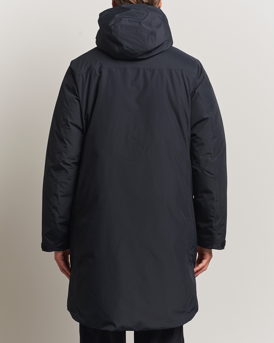 Mies | Takit | Peak Performance | Treeline Down Parka Black