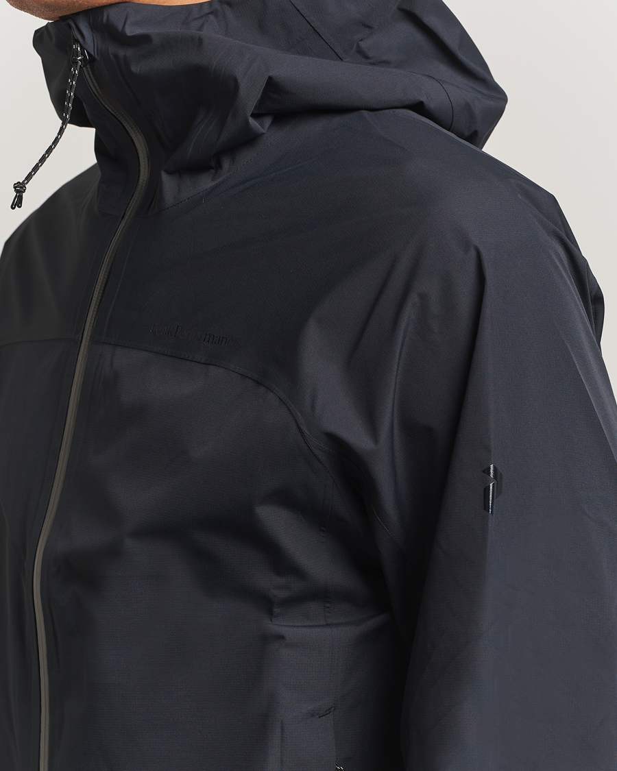 Mies | Takit | Peak Performance | Treeline Shell Hooded Jacket Black