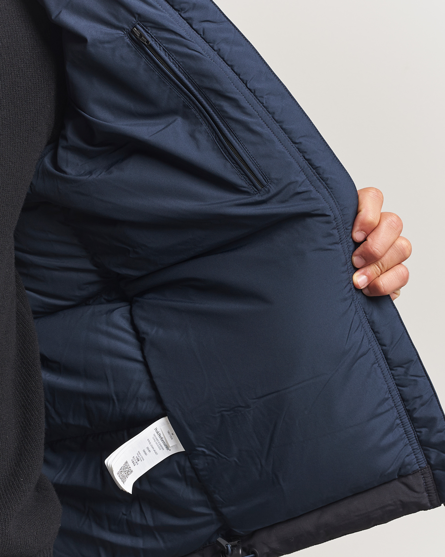 Mies | Takit | Peak Performance | Rivel Down Hooded Jacket Blue Shadow