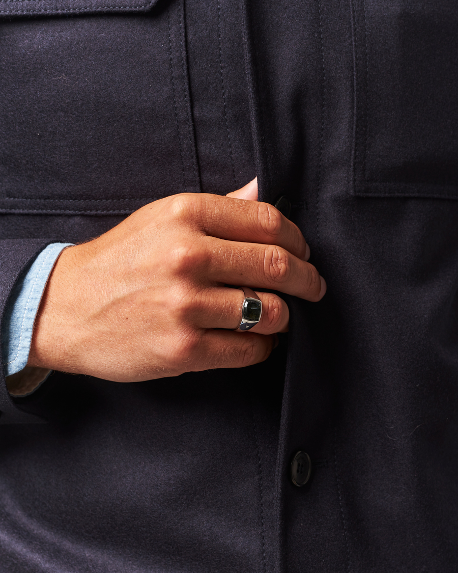 Mies | Korut | Tom Wood | Kay Ring Black Larvikite