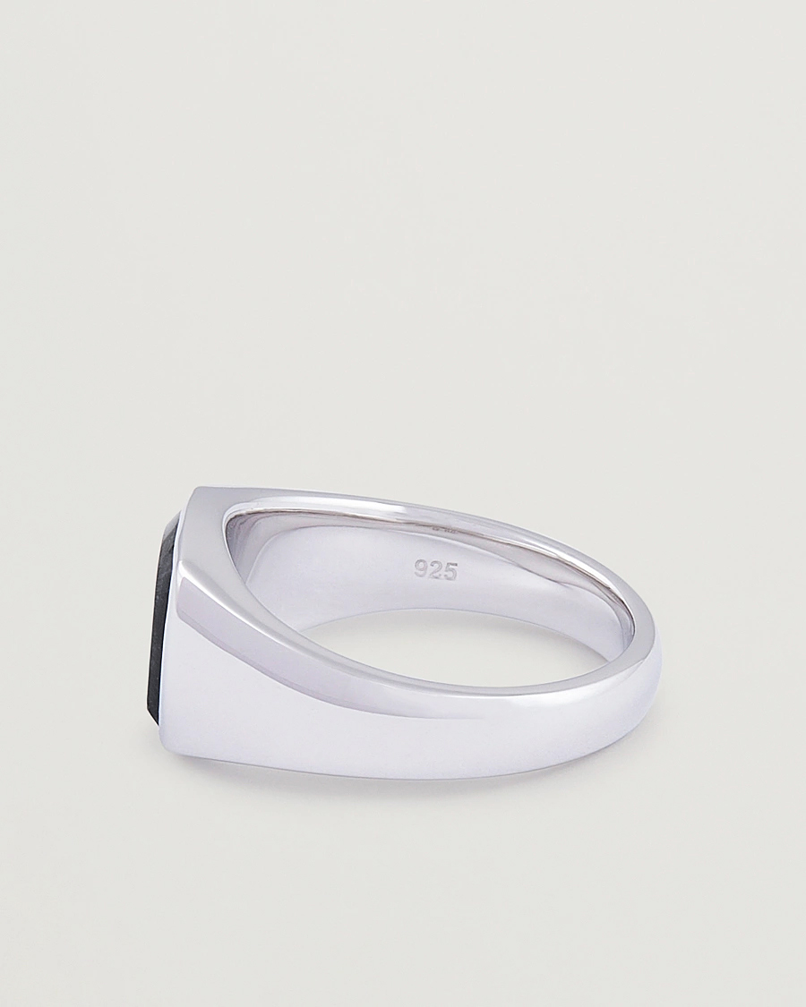 Mies | Korut | Tom Wood | Kay Ring Black Larvikite