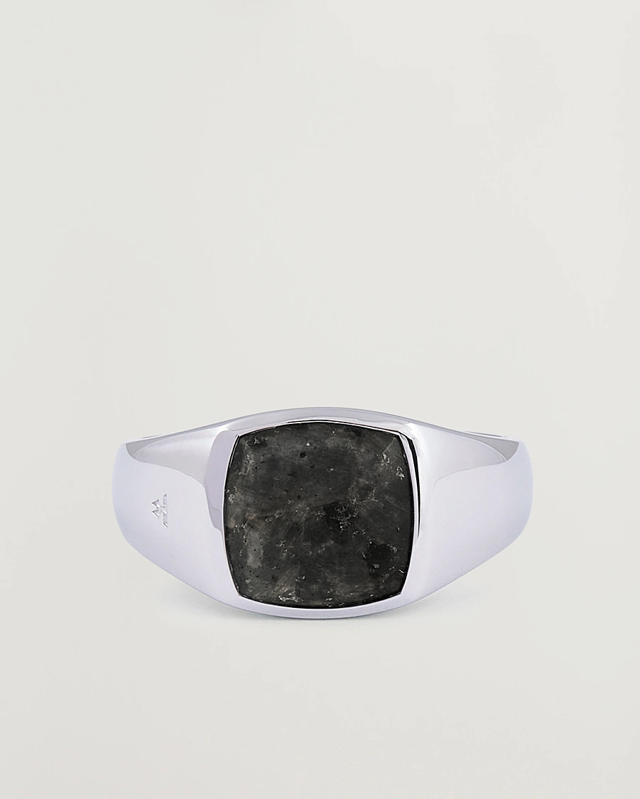 Mies | Korut | Tom Wood | Kay Ring Black Larvikite
